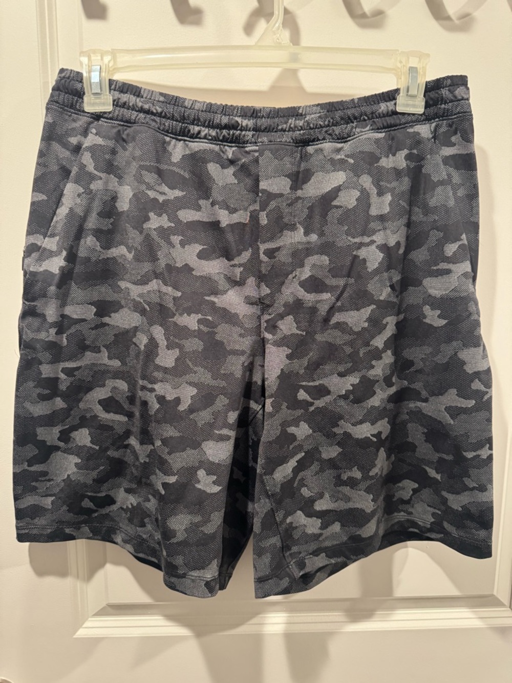 lululemon athletica Men's Gray & Black Camo Athletic Shorts